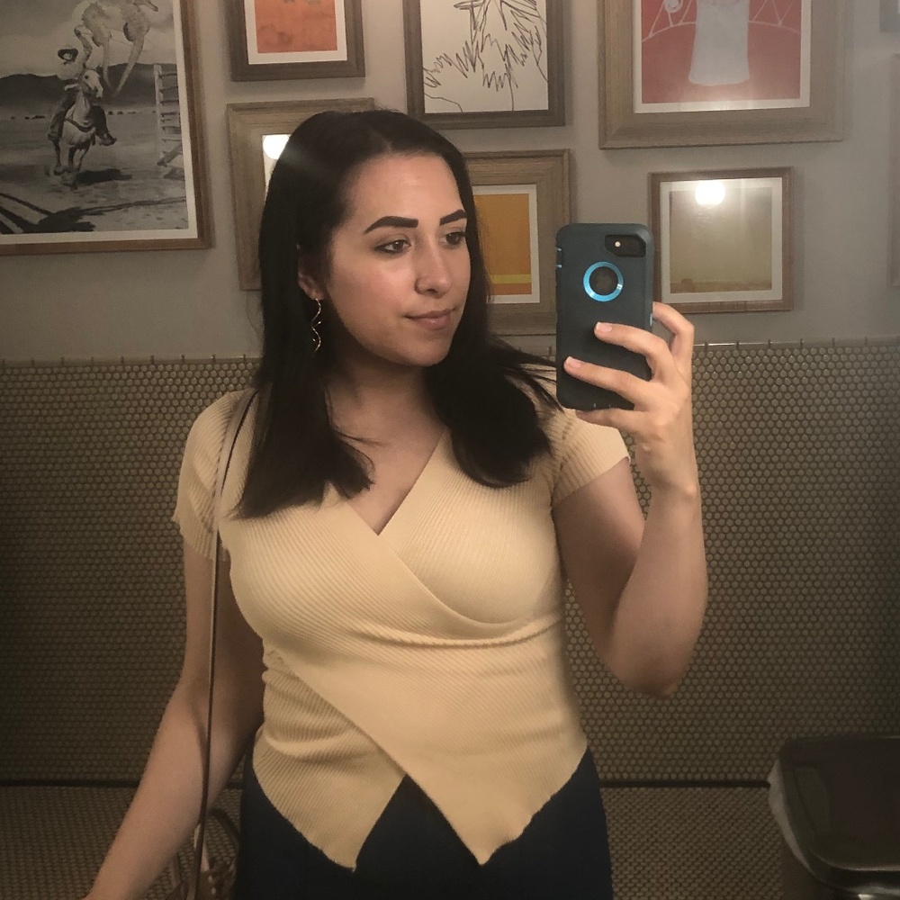 Meet your Posher, Chloe